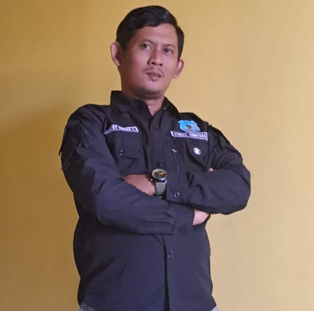 LUCKY HENDRA ERMAWAN,S.IP